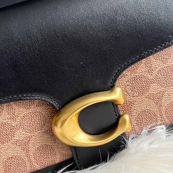 💰SOLD - 91215 - Coach Tabby Shoulder Bag 26 With Signature Canvas - Picture 5 of 15